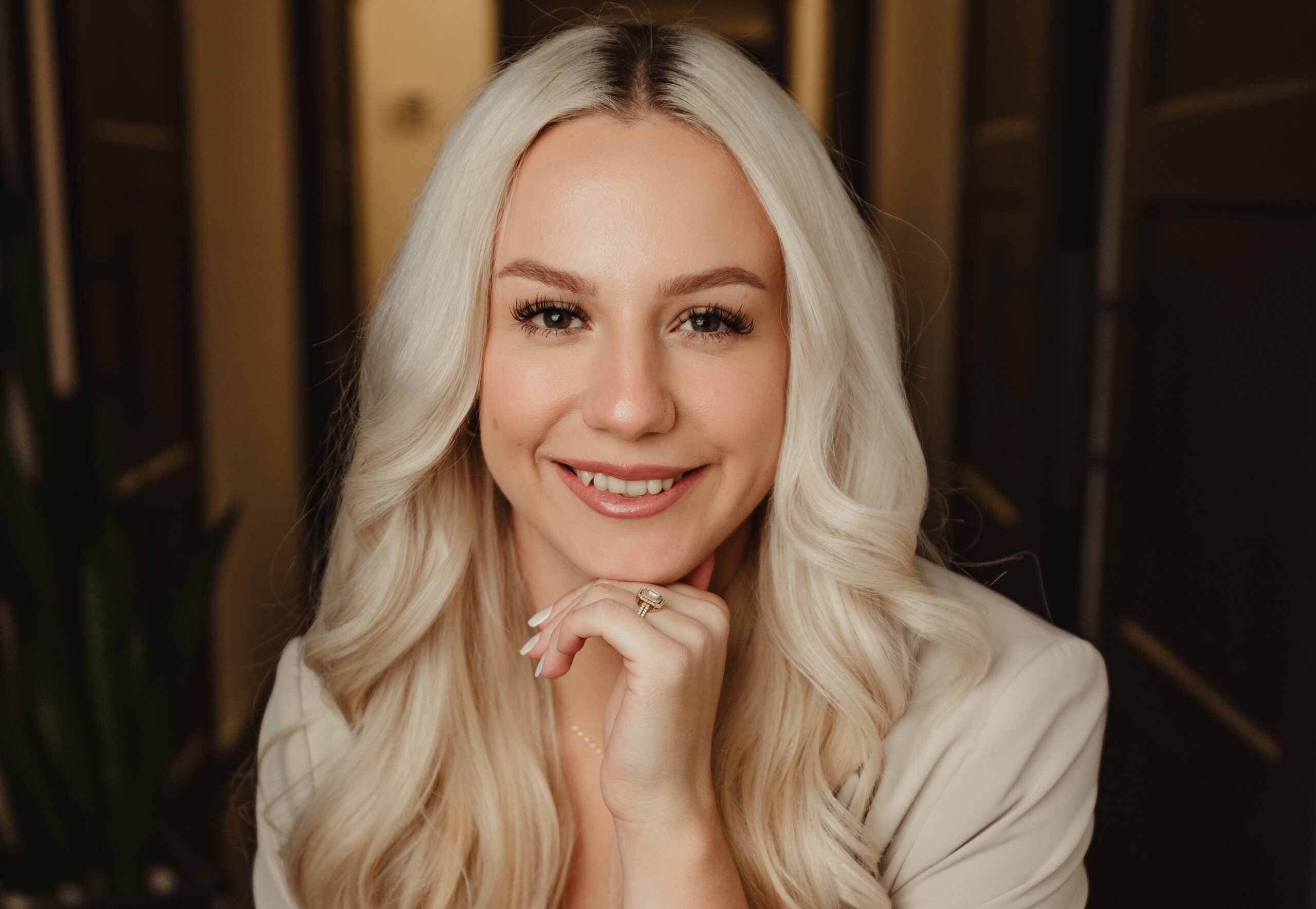 https://amsalonstudio.com/wp-content/uploads/2025/06/Natalie-Martynov-1-scaled.jpg